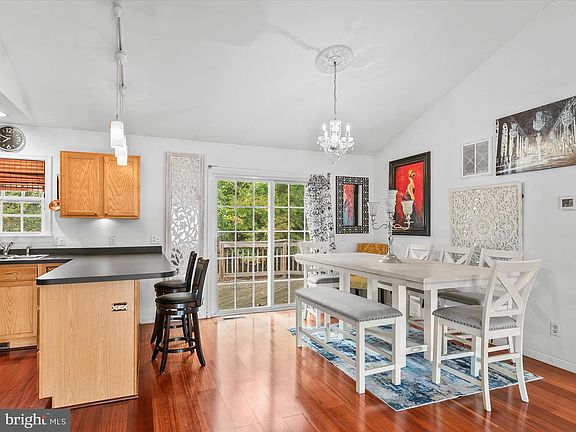 5th image of 30923 Sandy Ridge Dr