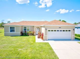 111 Fire Island Ave NE, Lake Placid, FL 33852
