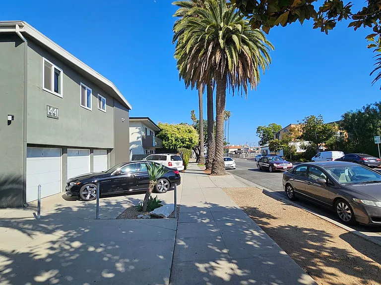 1441 Euclid St #1 — Photo 1