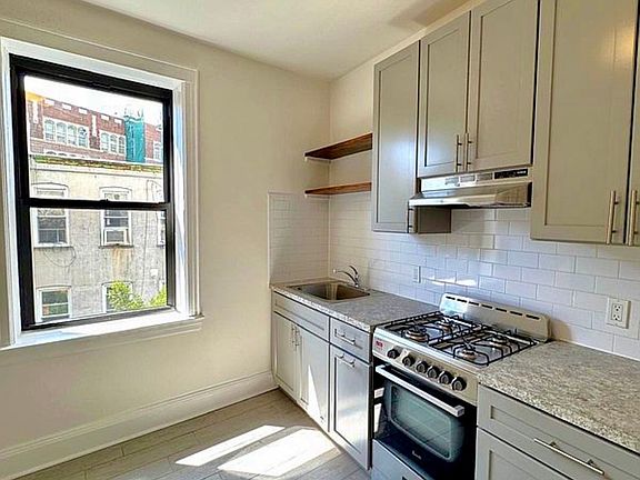 3rd image of 59-11 Madison St #3C