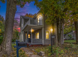 405 Days Ave, Buchanan, MI 49107