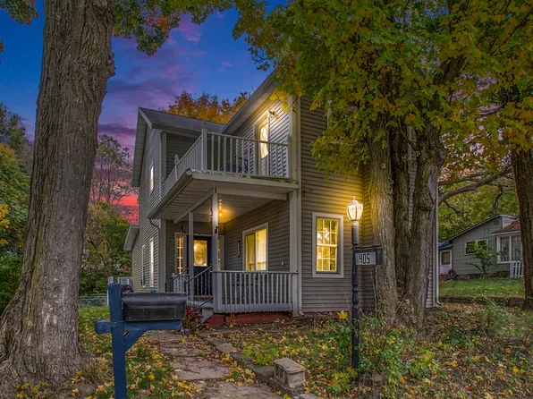 405 Days Ave, Buchanan, MI 49107