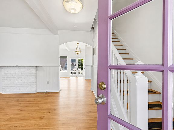 4th image of 147 Market St #147