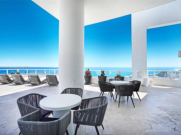 2nd image of 4401 Collins Ave S #1-P