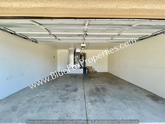 4th image of 2472 W Chris Oliver Way