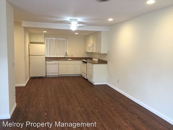 4th image of 4451 48th St APT 02