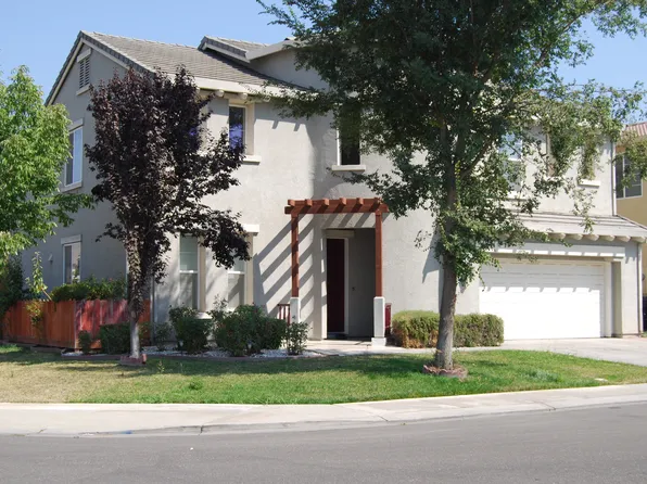 3020 Knightsbridge Ct, Modesto, CA 95355