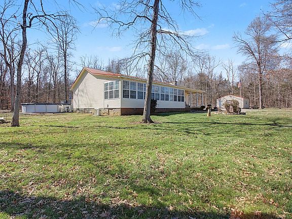 2nd image of 1545 Irwin Rd