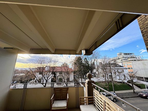 4th image of 700 N Washington St APT 305