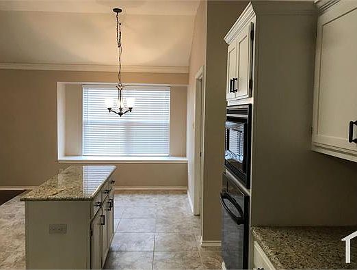 5th image of 5632 Sugar Maple Dr