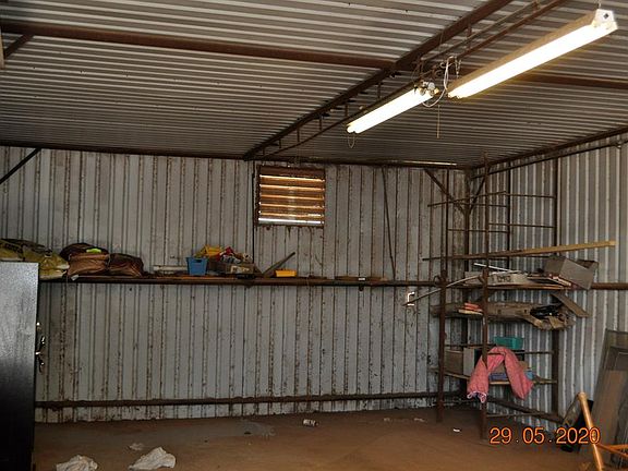 3rd image of 122 Ponderosa Dr