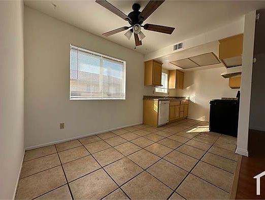 5th image of 1600 Naomi St #4