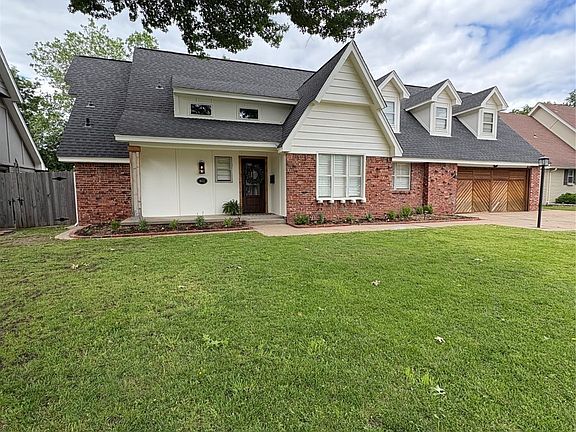 3rd image of 4652 S Oxford Ave