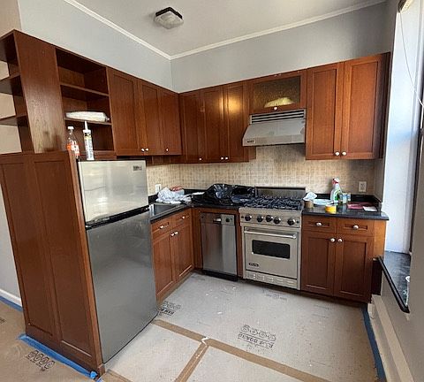 3rd image of 519 Atlantic Ave #2