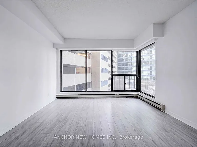 55 Harbour Sq #312 — Photo 18
