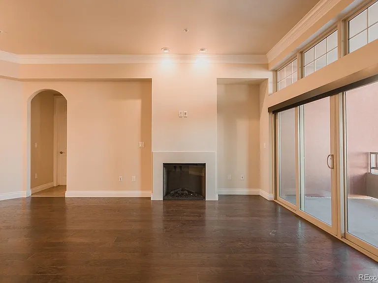 1120 Delaware St #512 — Photo 6