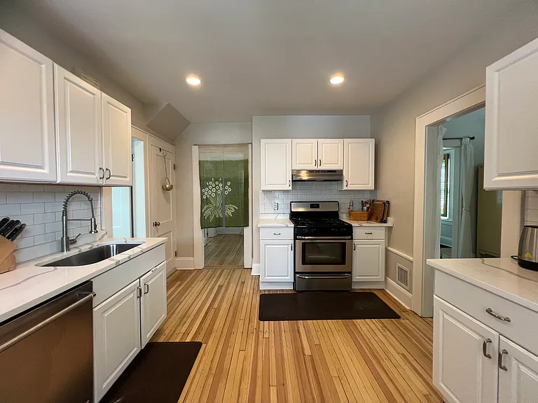 324 Villa Ave — Photo 14