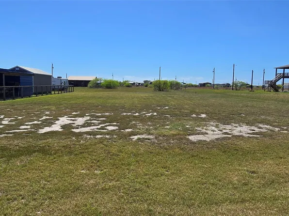 266 Ladyfish, Palacios, TX 77465