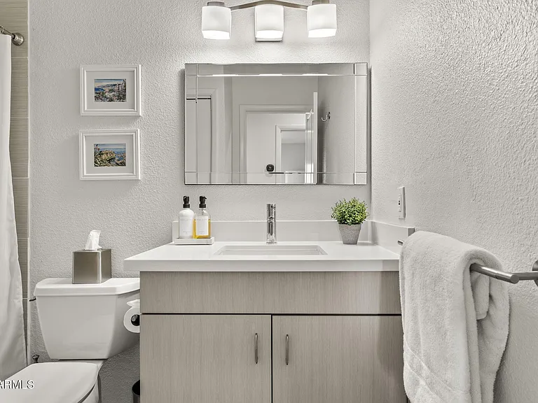 2601 E Sahuaro Dr — Photo 19