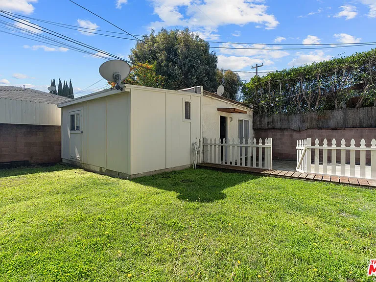 1150 Grant Ave — Photo 19