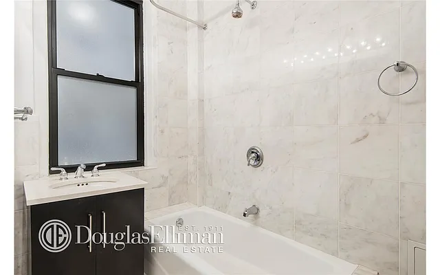 Rented by Douglas Elliman | media 24