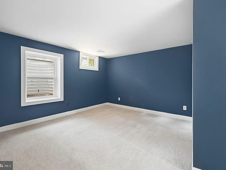 5610 Cavalier Woods Ln — Photo 37