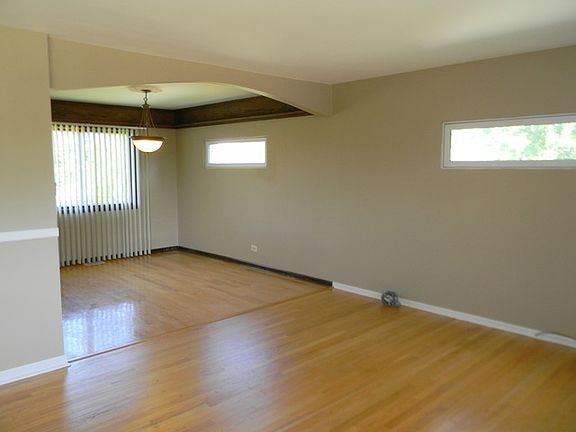 3rd image of 1490 Port Arthur Ct