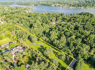 3721 Northwood Dr, West Bloomfield, MI