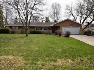 12621 W Park Ave, New Berlin, WI 53151