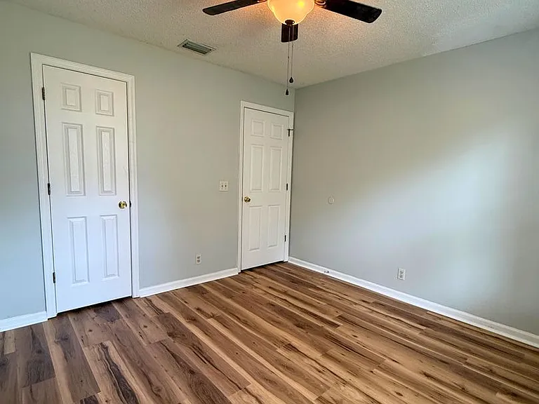 108 Craig Way — Photo 7