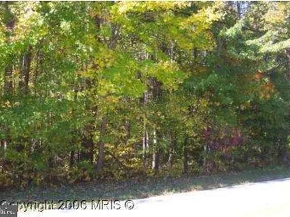 6662 Old Solomons Island Rd, Friendship, MD 20758