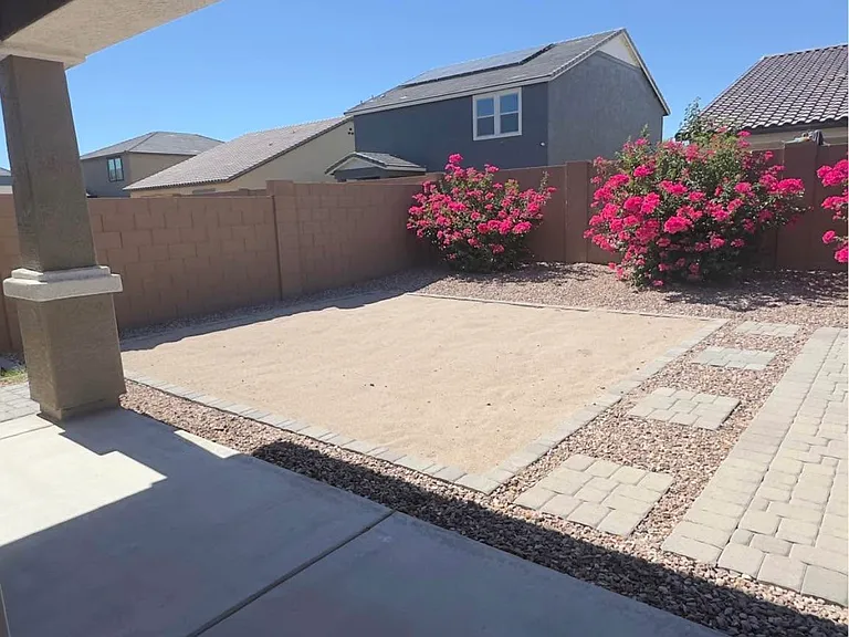2373 E Alonso Dr — Photo 11