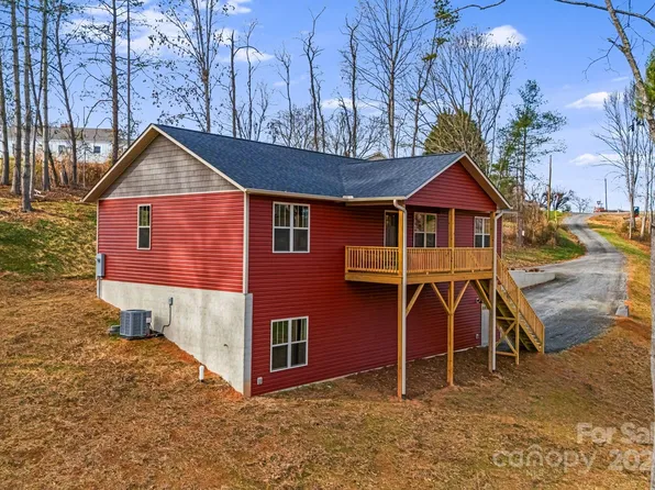 738 Jupiter Rd, Weaverville, NC 28787