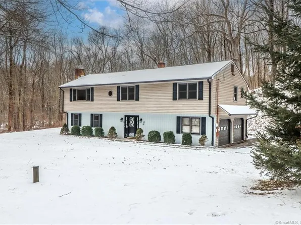 69 Cedar Hill Road, Newtown, CT 06470