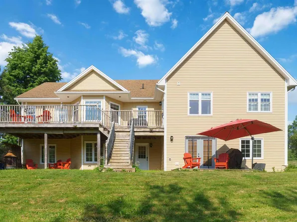 22 Valley View Dr, West Hants, NS B0P 1L0