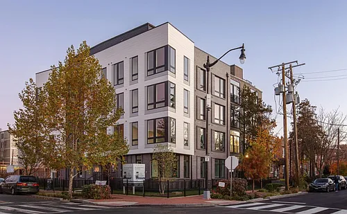 30 Kennedy St NW #2 Photo 1