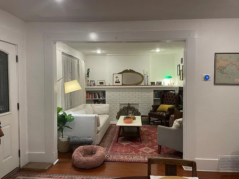 715 S Green St — Photo 11