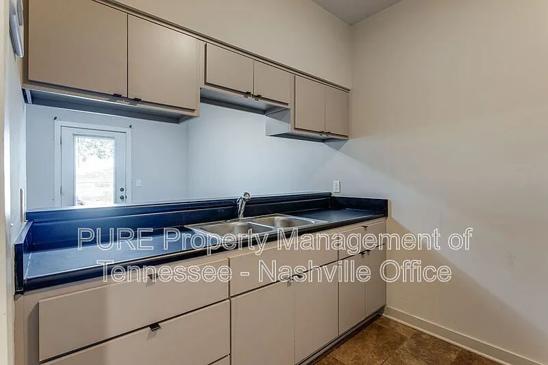2 bed, 1.5 bath, 1156 sqft, $1,850 — Photo 4