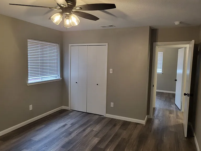 1213 Carroll Dr — Photo 24
