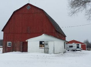 3086 Rhodes Rd, Rhodes, MI 48652