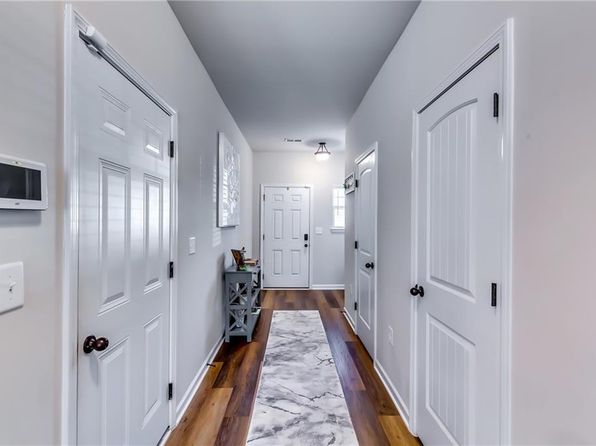 1709 Creel Ln, Riverdale, GA 30349