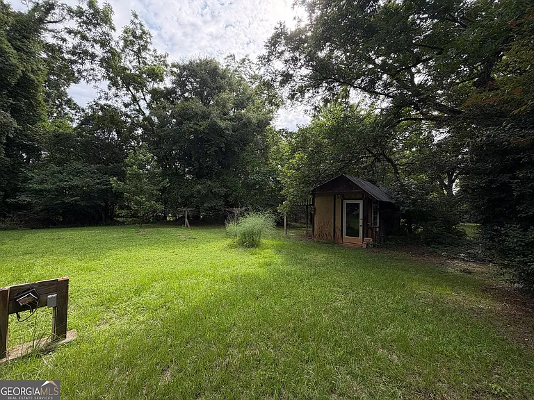 1054 College Station Rd — Photo 13