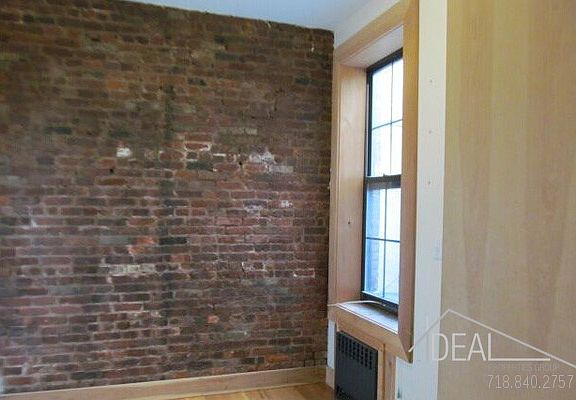 2nd image of 355 Franklin Ave #0B