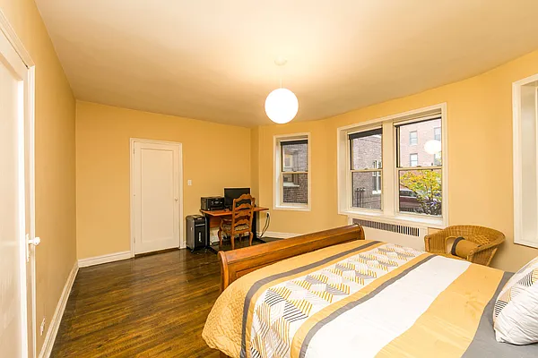 Sold by REMAX Elite | media 15