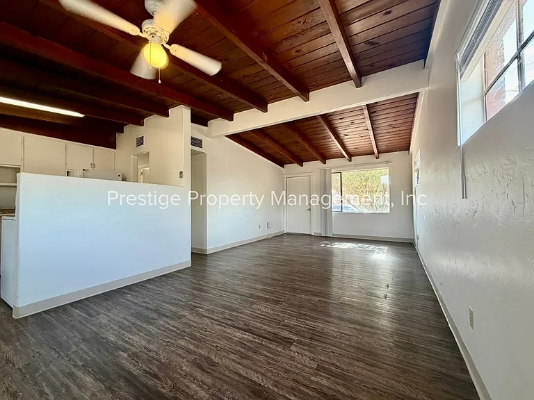 2834 N Richey Blvd — Photo 6