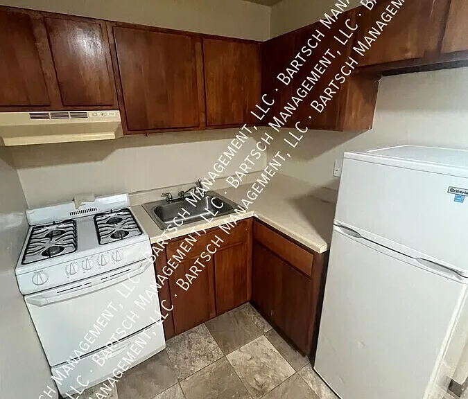 3515 48th St #103 — Photo 5