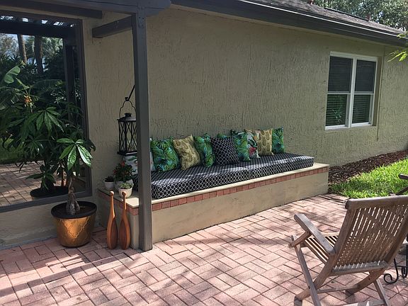 5th image of 5934 Crystal View Dr