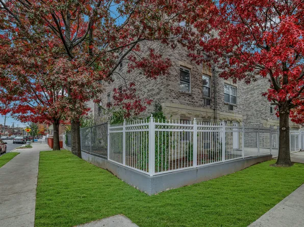 747 Essex Street image 2 of 23