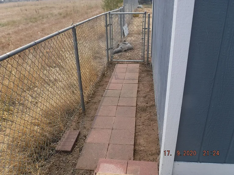 115 Lozier Ln #B — Photo 8