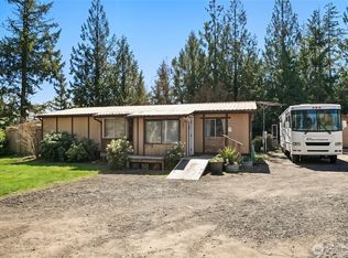 221 E Country Lane, Allyn, WA 98524